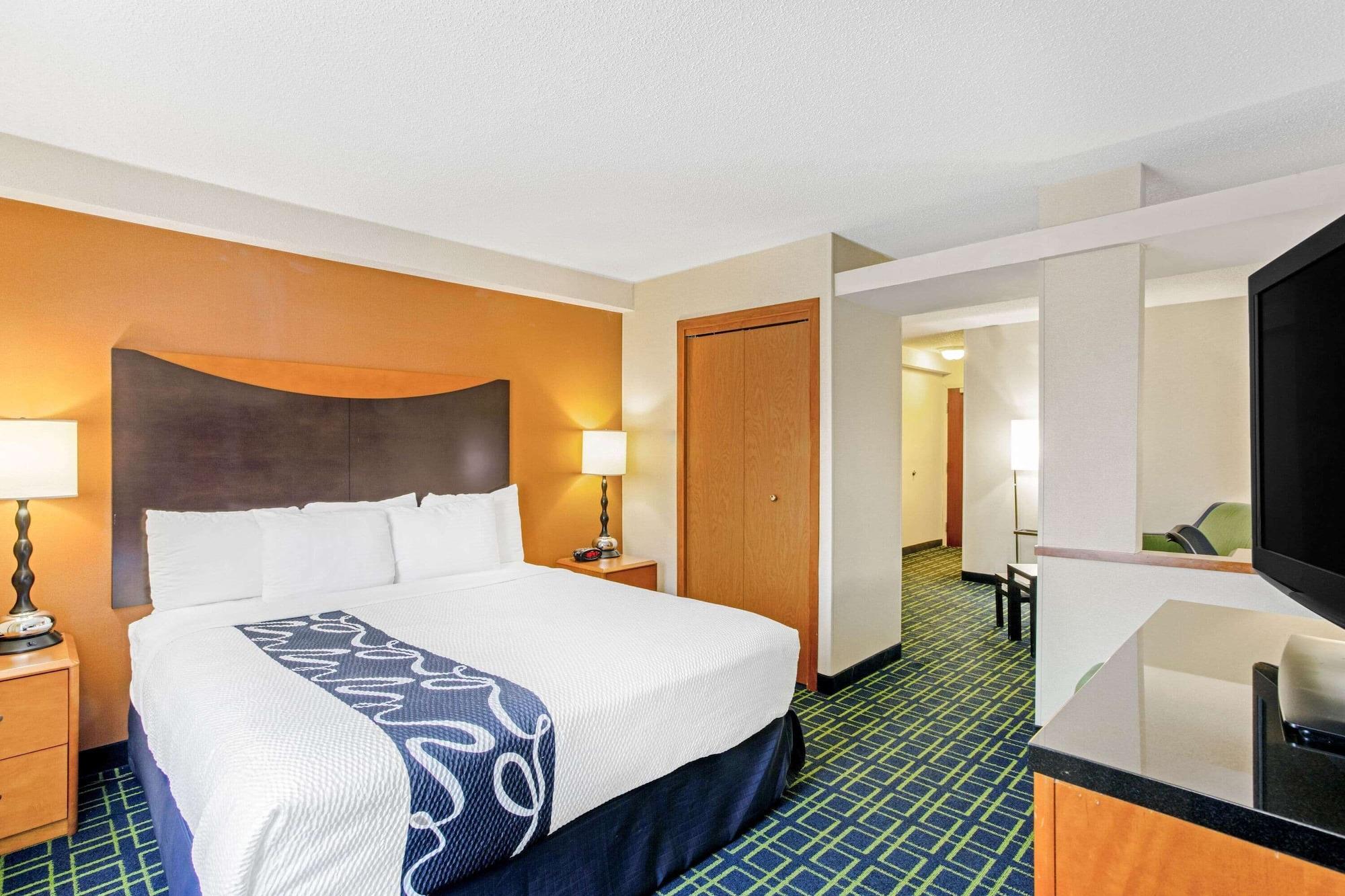 La Quinta By Wyndham Manassas Battlefield Hotel Bagian luar foto