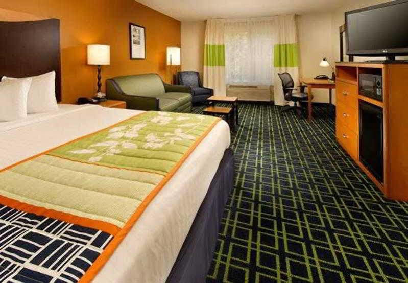 La Quinta By Wyndham Manassas Battlefield Hotel Bagian luar foto